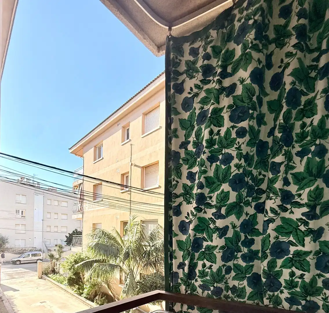 Vista exterior de Piso en venta en Cunit con Terraza y Balcón