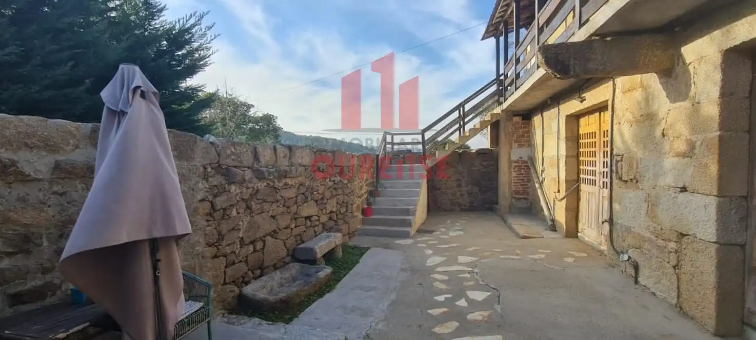 Exterior view of Houses for sale in Toén  with Balcony