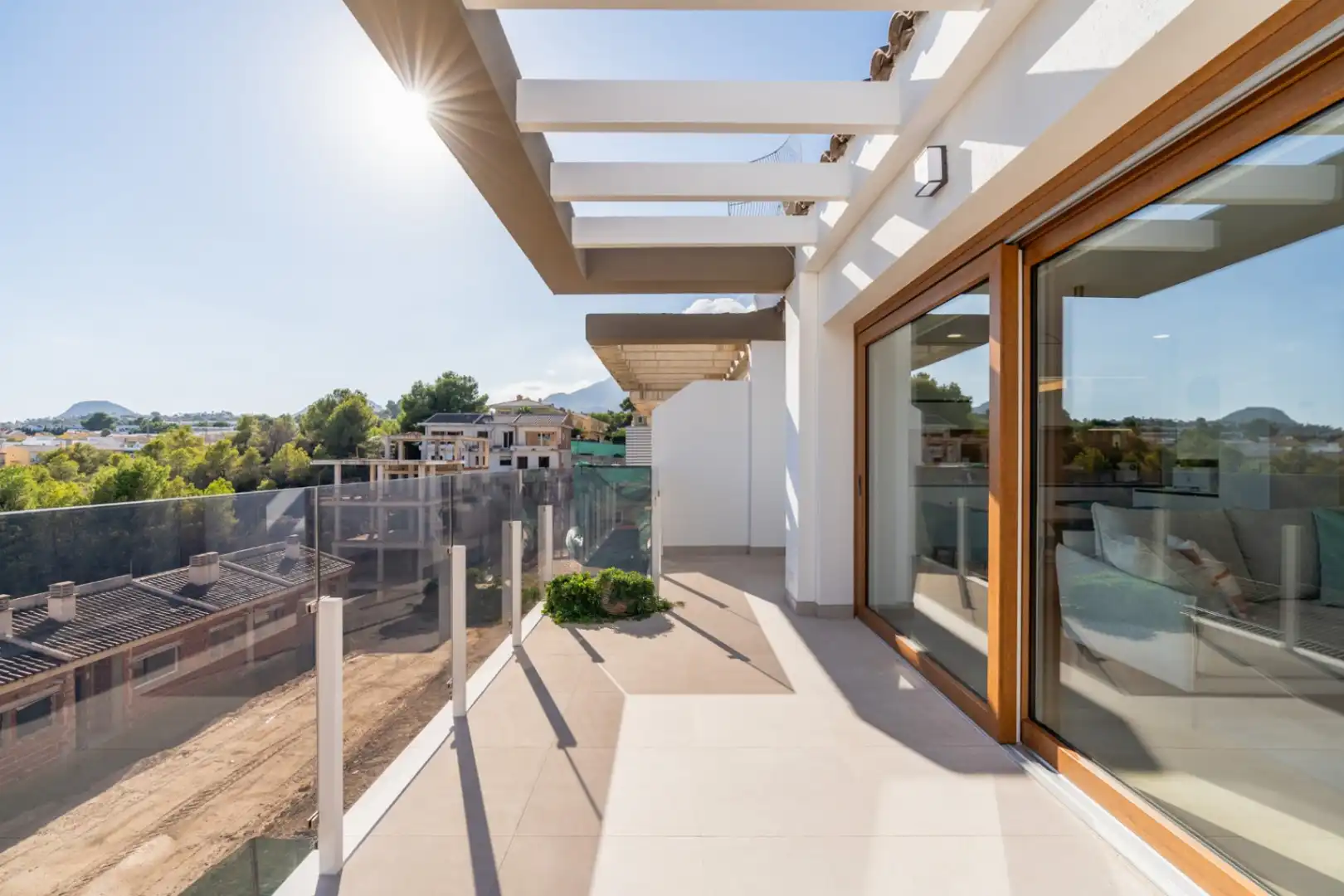 Terrassa de Casa adosada en venda en La Nucia amb Aire condicionat, Calefacció i Jardí privat
