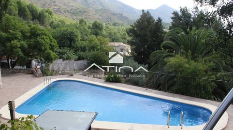 Chalet todeado de naturaleza y vistas abiertas a la Montaña situado en La Drova