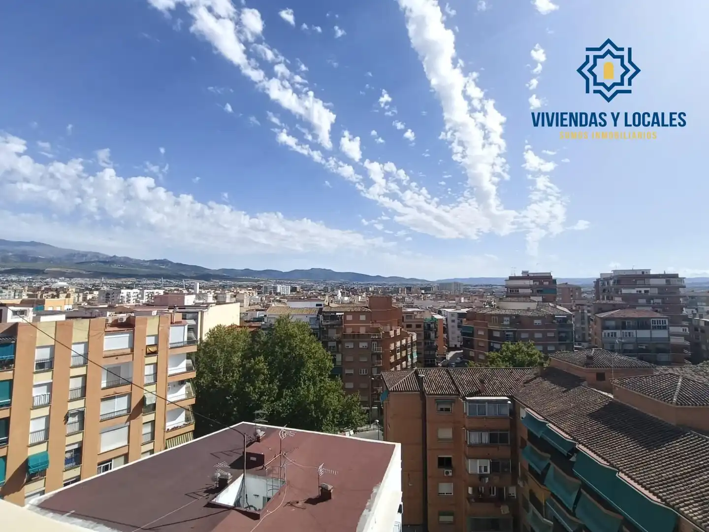 Wohnung zur Miete in Avenida DE BARCELONA, Barrio de Zaidín