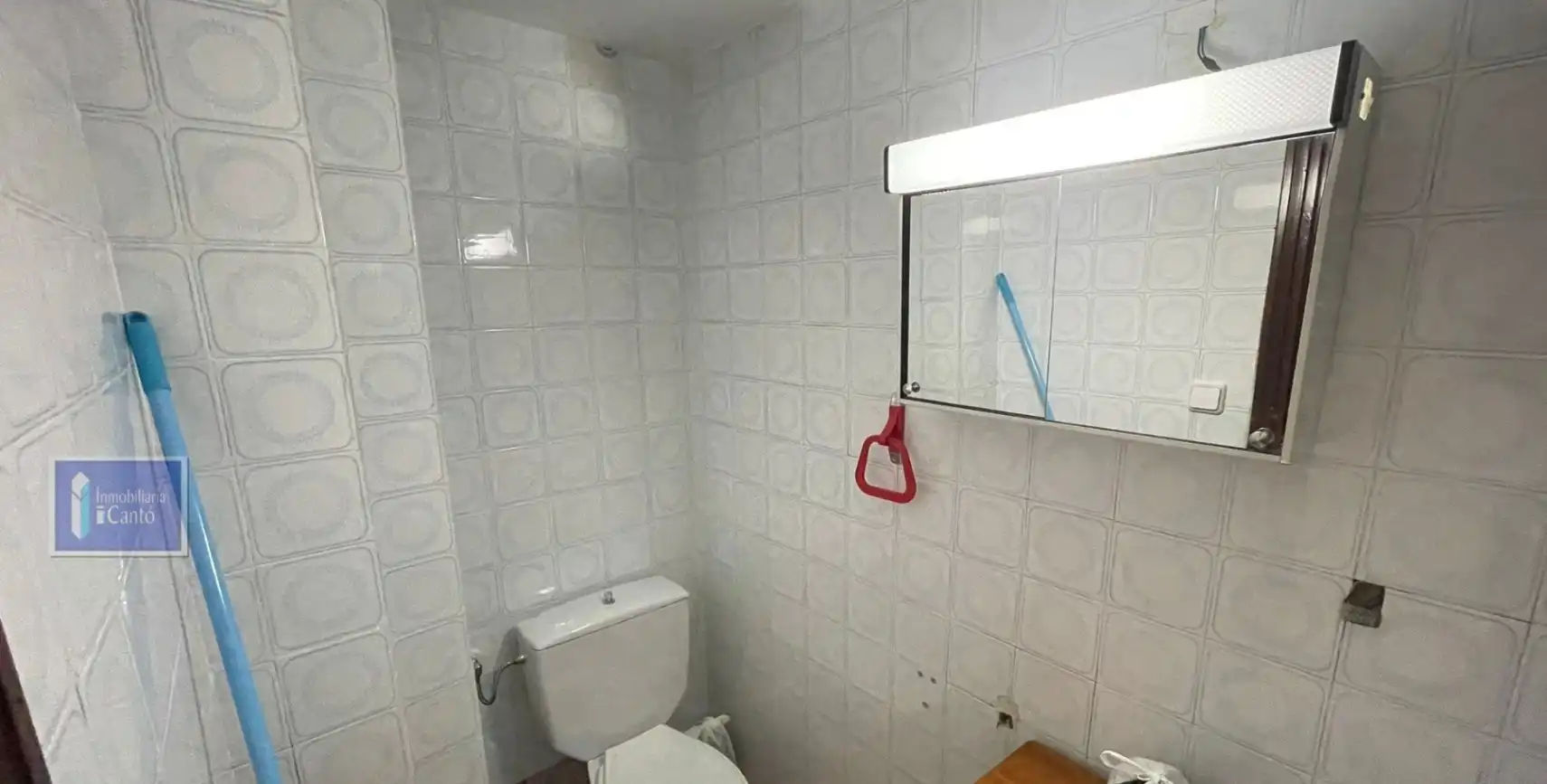 Bathroom of Flat for sale in Alcoy / Alcoi  with Storage room and Balcony