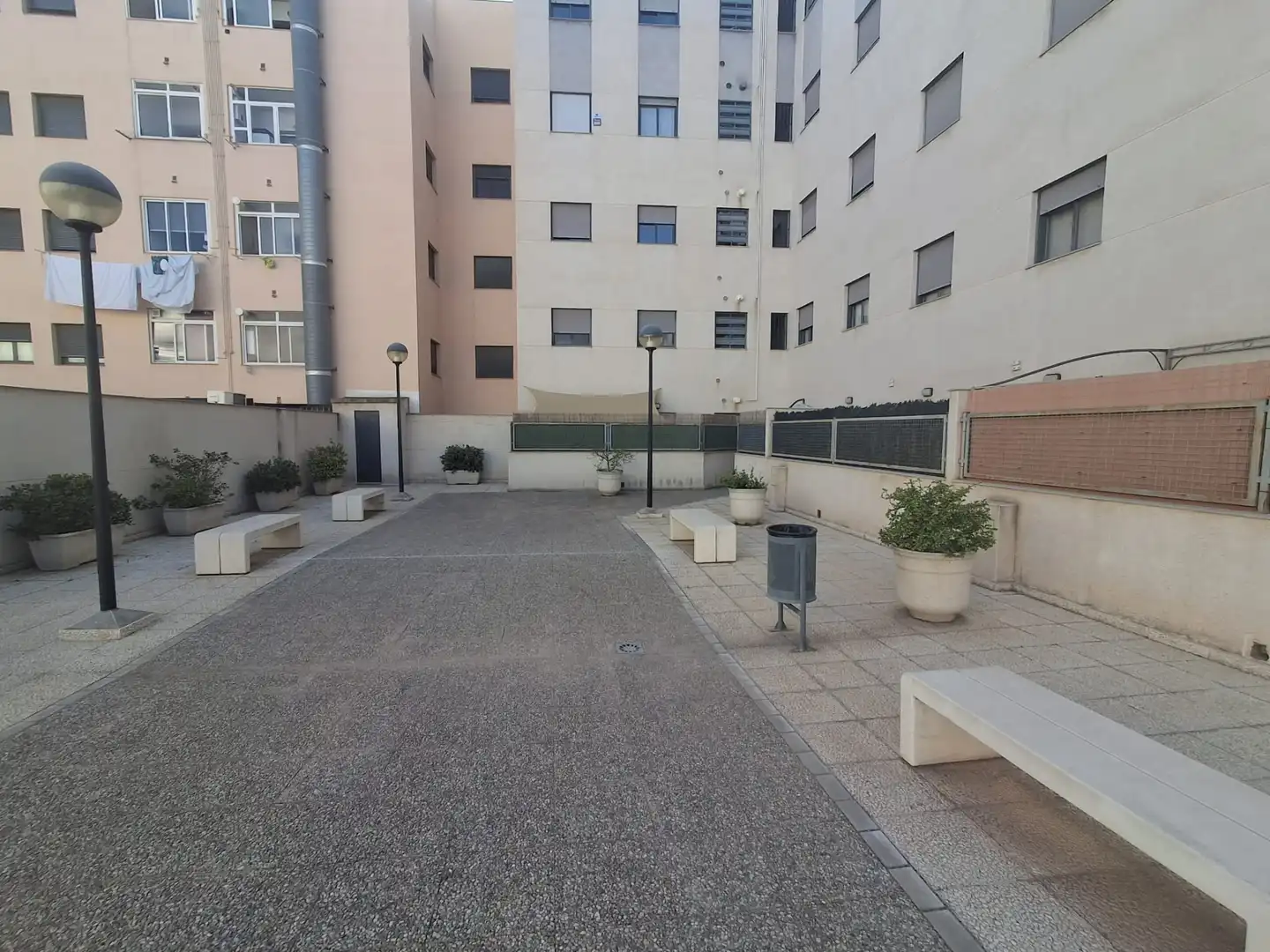 Parking of Flat for rent in Alicante / Alacant  with Air Conditioner, Heating and Terrace