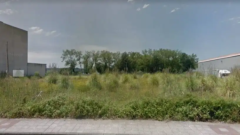 Residential land for sale in lugar Heros y Trasmonte S/n, Pquia Trasona Finca 3