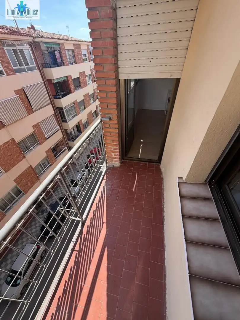 Terrassa de Pis per a compartir en Fátima