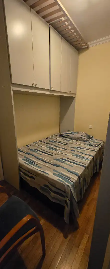 Bedroom of Flat for share in Barcelona  with Heating, Parquet flooring and Furnished