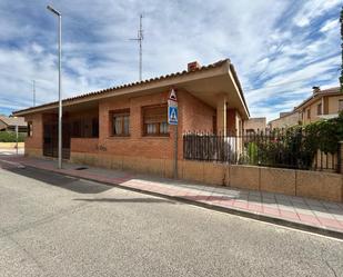 Exterior view of House or chalet for sale in Castejón (Navarra)  with Terrace