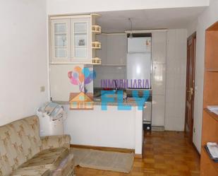 Kitchen of Study for sale in Ourense Capital   with Heating, Parquet flooring and Furnished