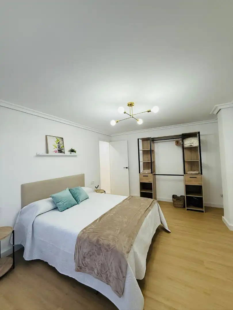 Bedroom of Flat for rent in Castellón de la Plana / Castelló de la Plana  with Furnished, Washing machine and TV