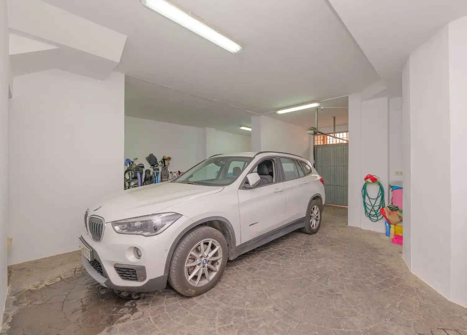 Parking of Houses for sale in Málaga  with Air Conditioner, Private garden and Swimming Pool