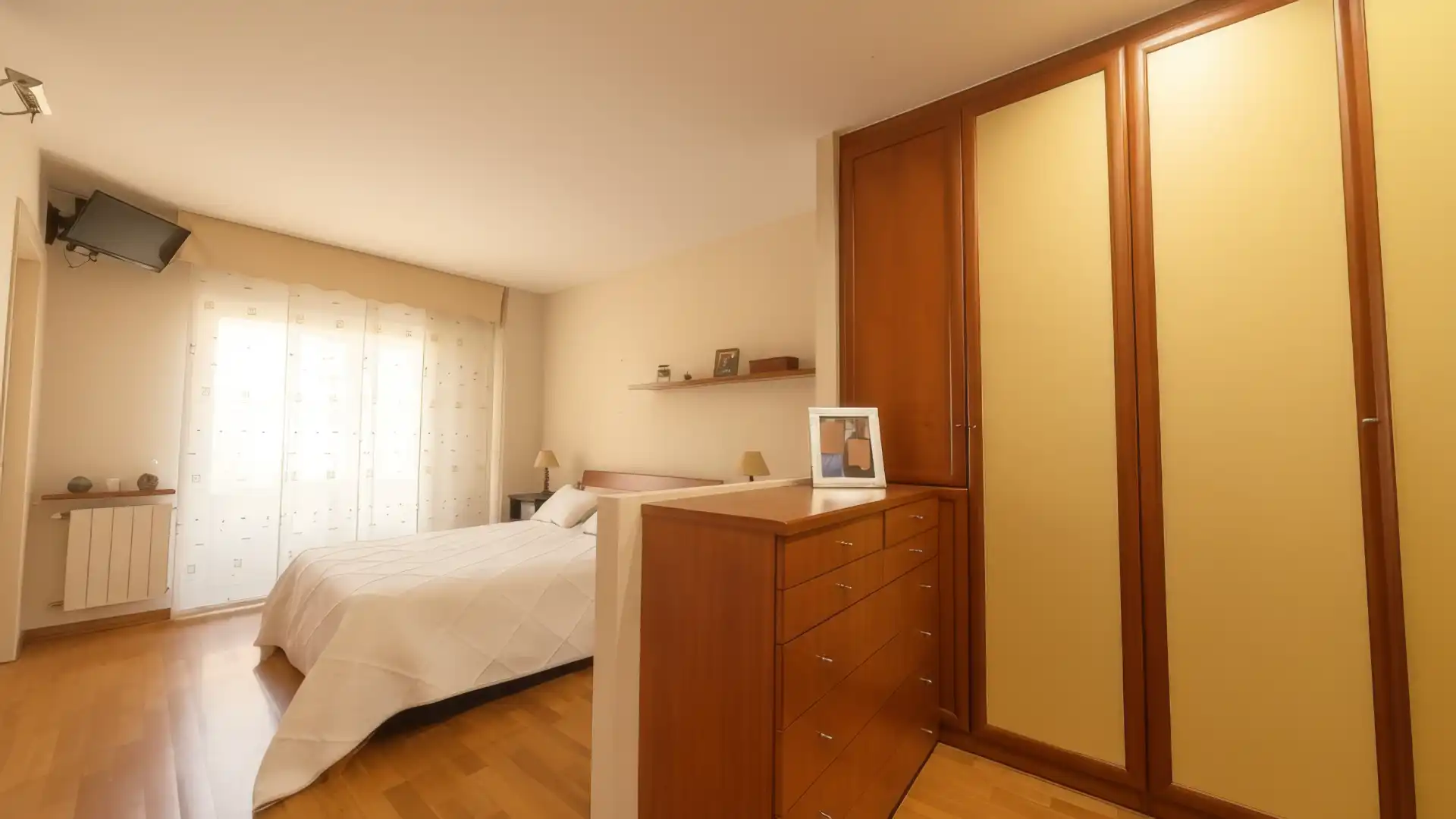 Bedroom of Houses for sale in Sant Feliu de Llobregat  with Air Conditioner, Heating and Private garden