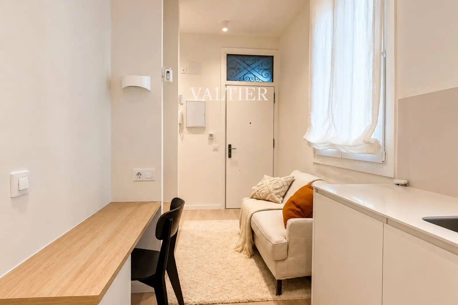 Bedroom of Flat for rent in Madrid  with Heating and Furnished