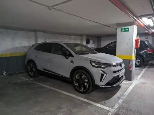 Parkplatz von Garage zur Miete in Quatre Carreres