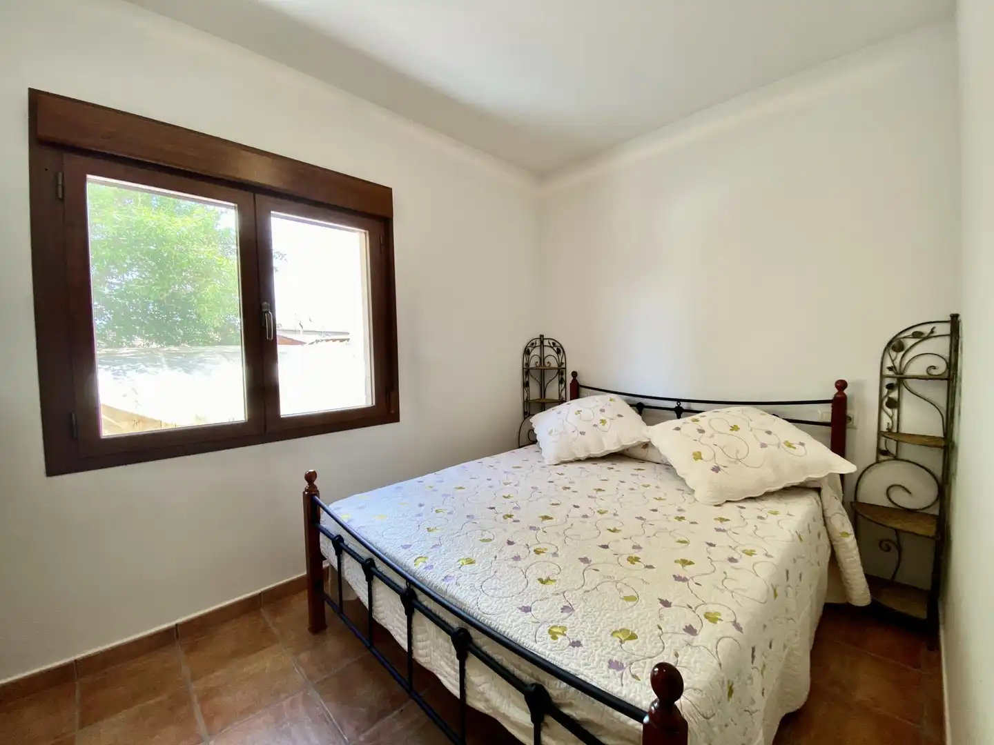 Habitación de Casa o chalet en venta en Los Cortijos  con Calefacción, Terraza y Trastero