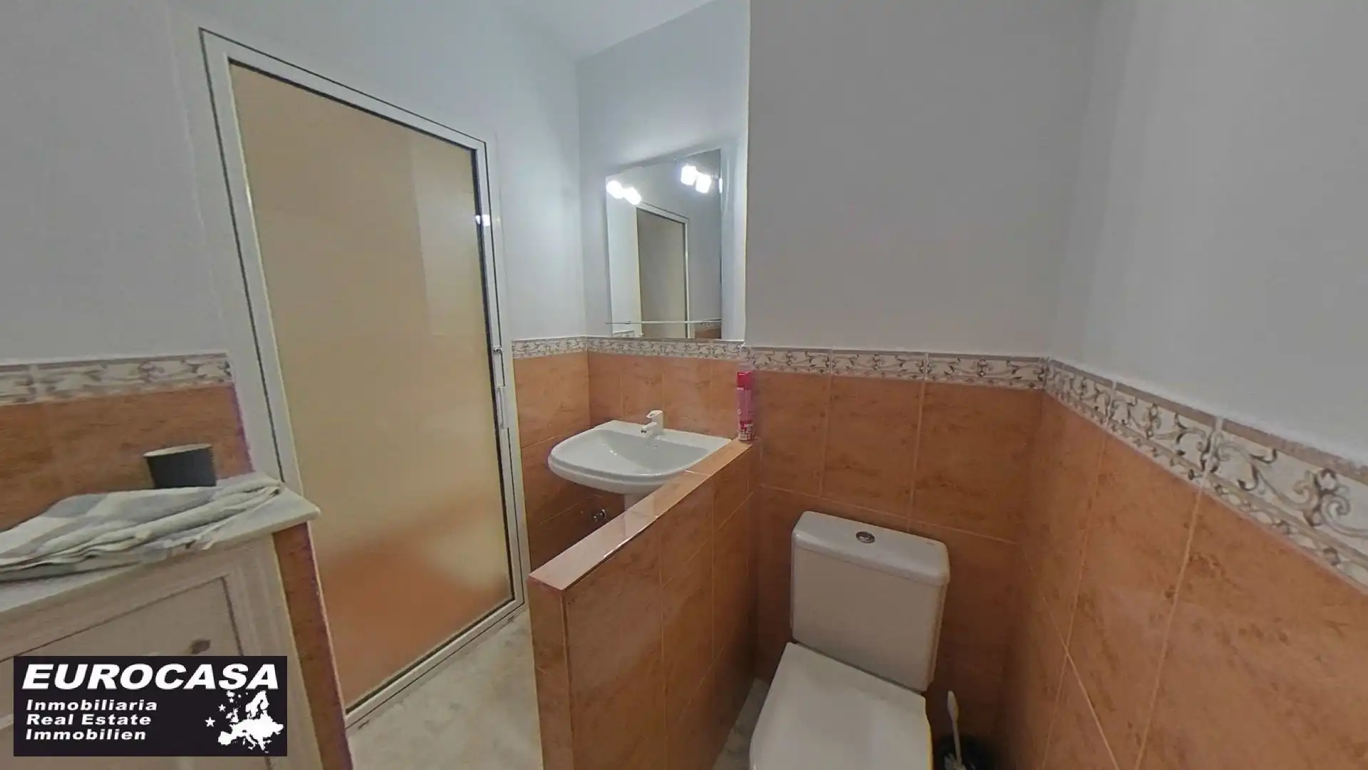 Badezimmer von Haus oder Chalet zum Verkauf in La Nucia mit Privatgarten, Terrasse und Abstellraum