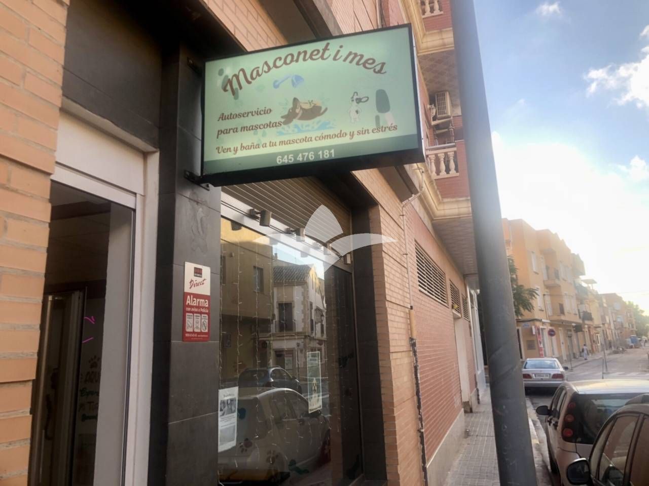 Vista exterior de Local de alquiler en La Pobla de Farnals con Aire acondicionado