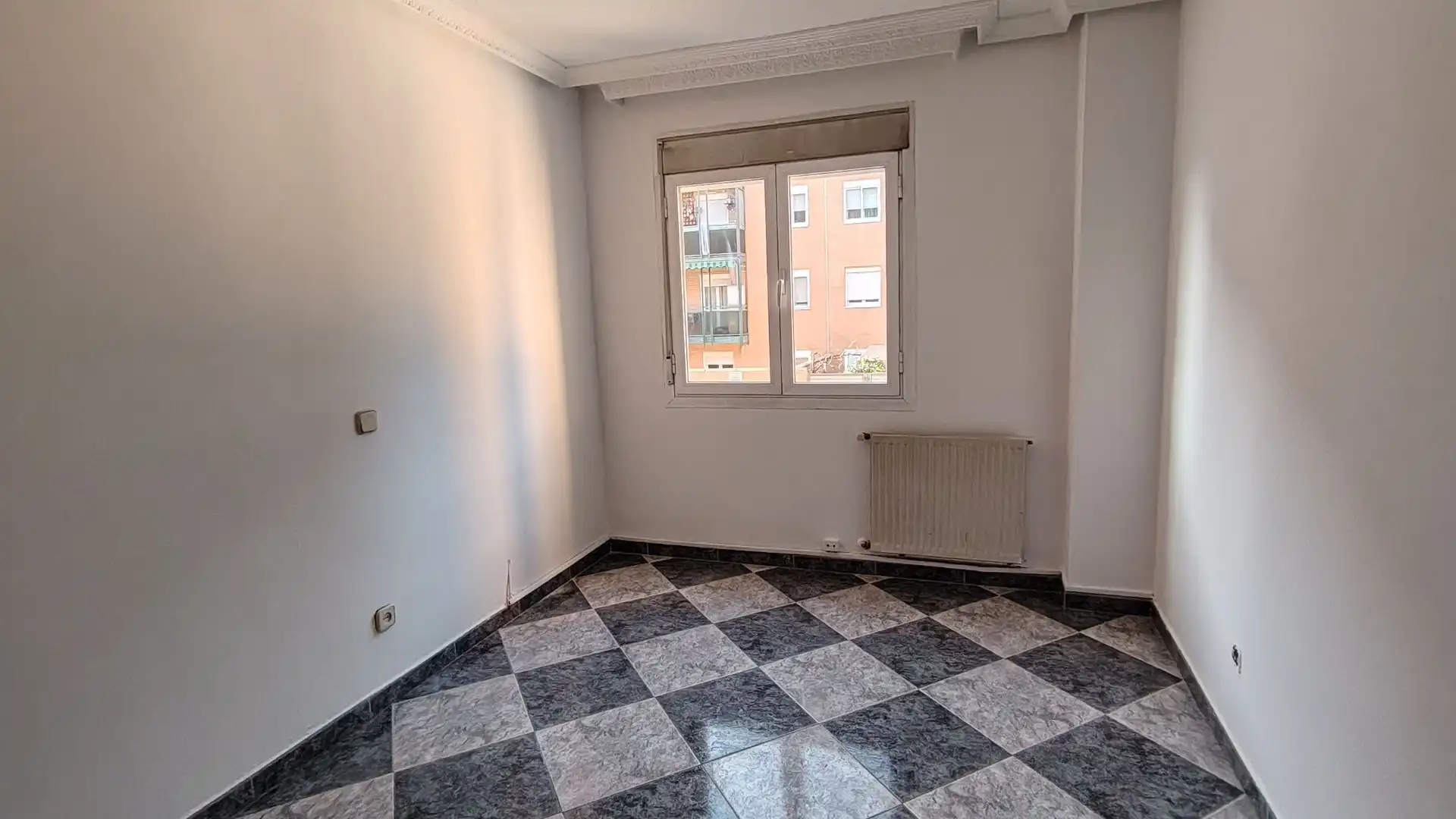 Bedroom of Flat for sale in Torrejón de Ardoz  with Heating, Terrace and Storage room