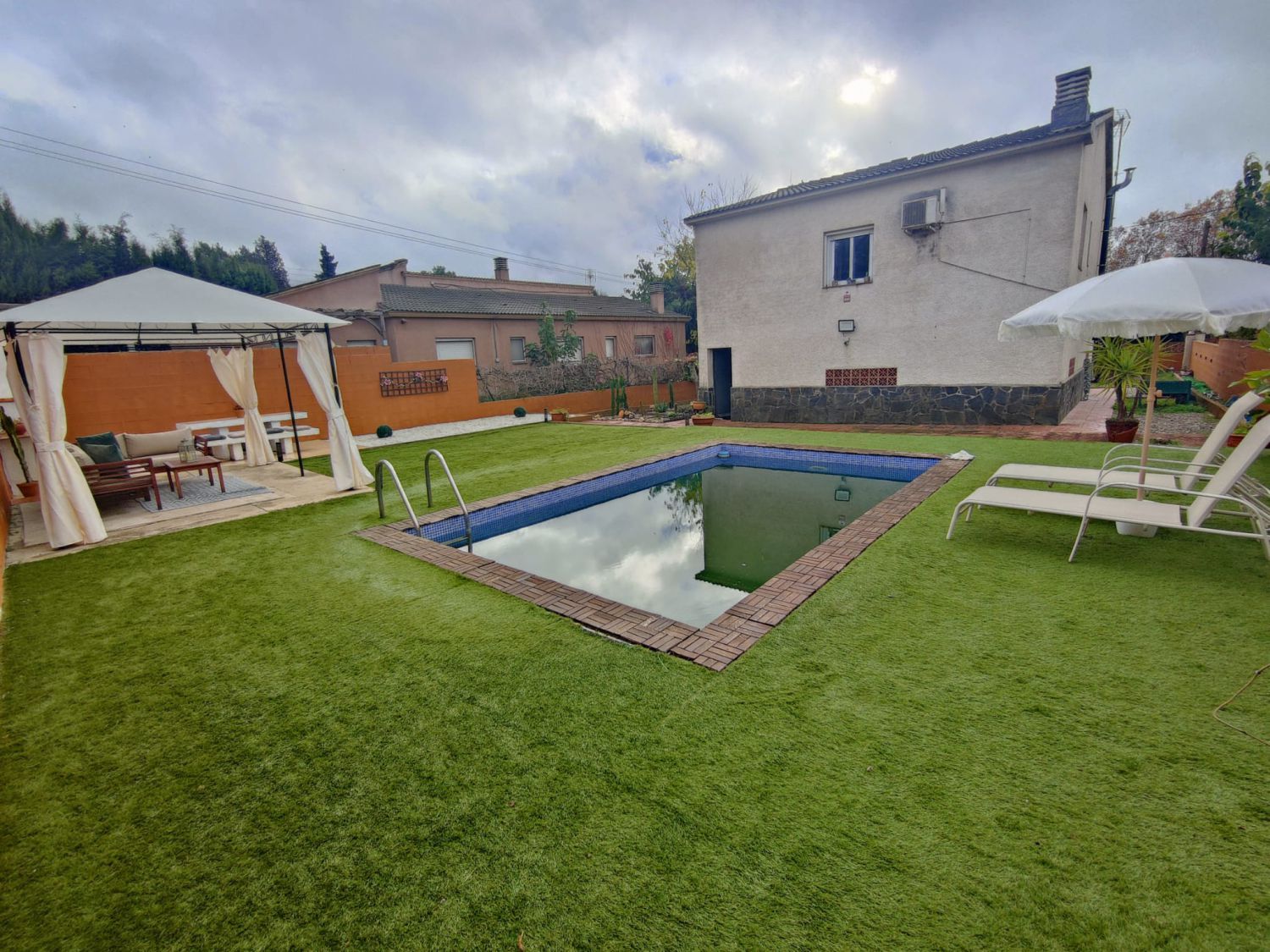 Swimming pool of House or chalet for sale in El Bruc  with Air Conditioner and Heating