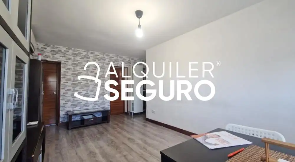 Bedroom of Flat for rent in Madrid  with Air Conditioner, Heating and Furnished