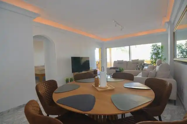 Apartamento con piscina en venta en Calle Calle Torrequebrada, imagen 8