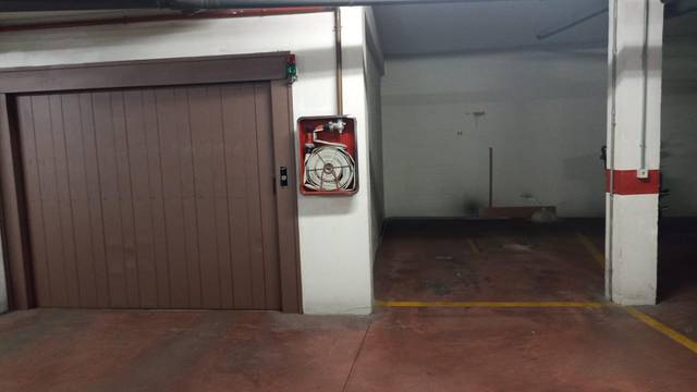 Garaje en Venta en Calle de Gutiérrez de los Ríos en Sta. Marina - San Andrés - San Pablo - San Lorenzo