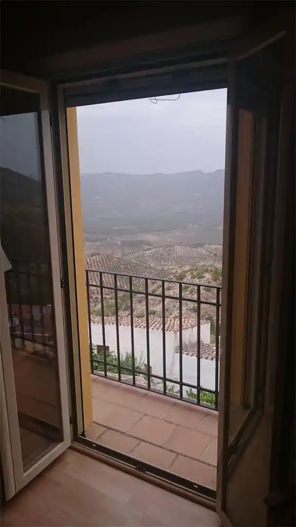 Terrassa de Casa o xalet en venda en Segura de la Sierra amb Balcó