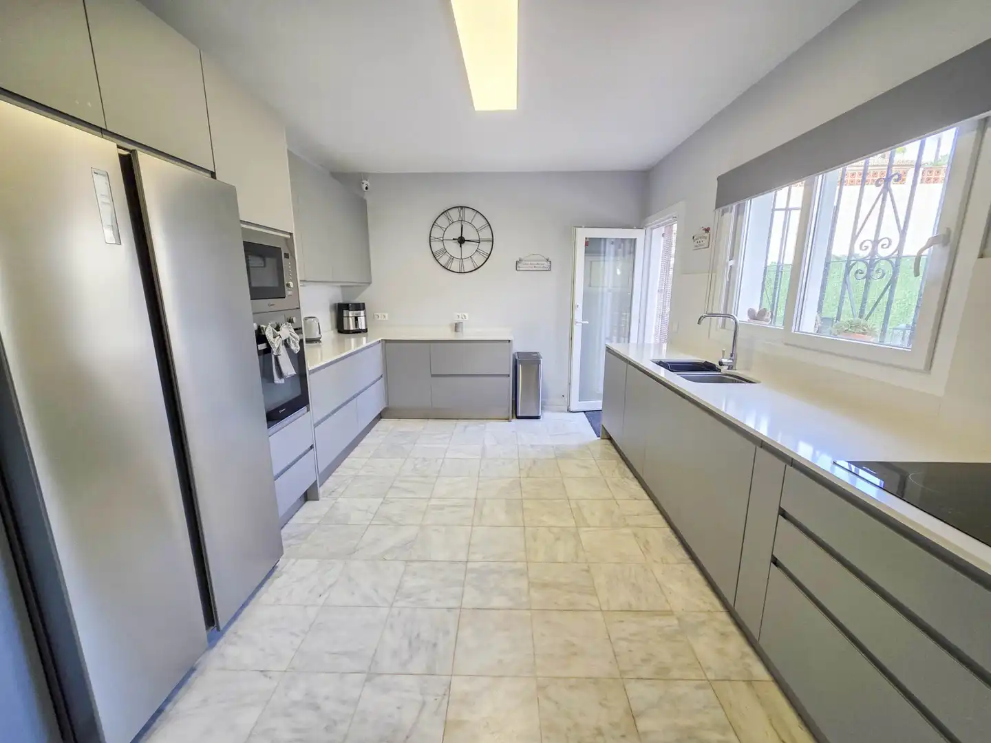 Kitchen of Houses for sale in Manilva  with Air Conditioner, Private garden and Terrace