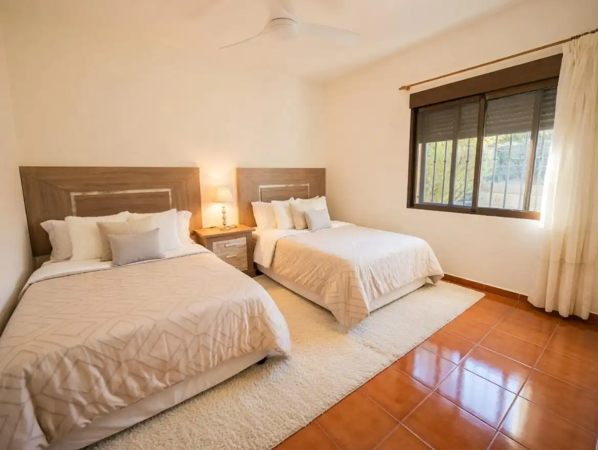 Bedroom of Houses for sale in Plasencia  with Air Conditioner and Terrace