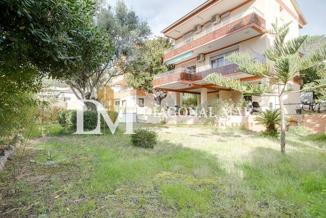 Casa-chalet en Venta en El Poal