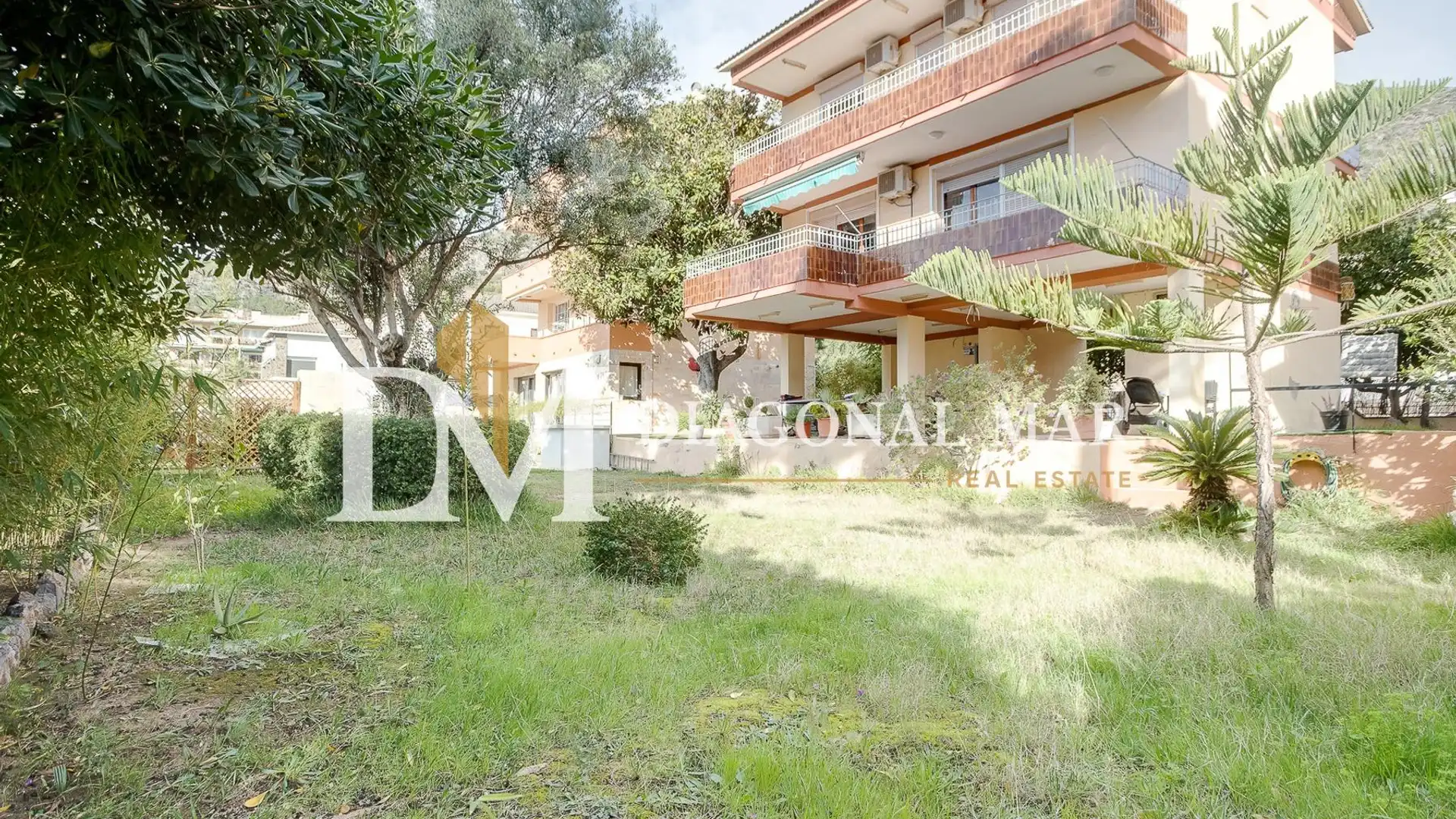 Casa o xalet en venda en Castelldefels amb Jardí privat, Terrassa i Traster