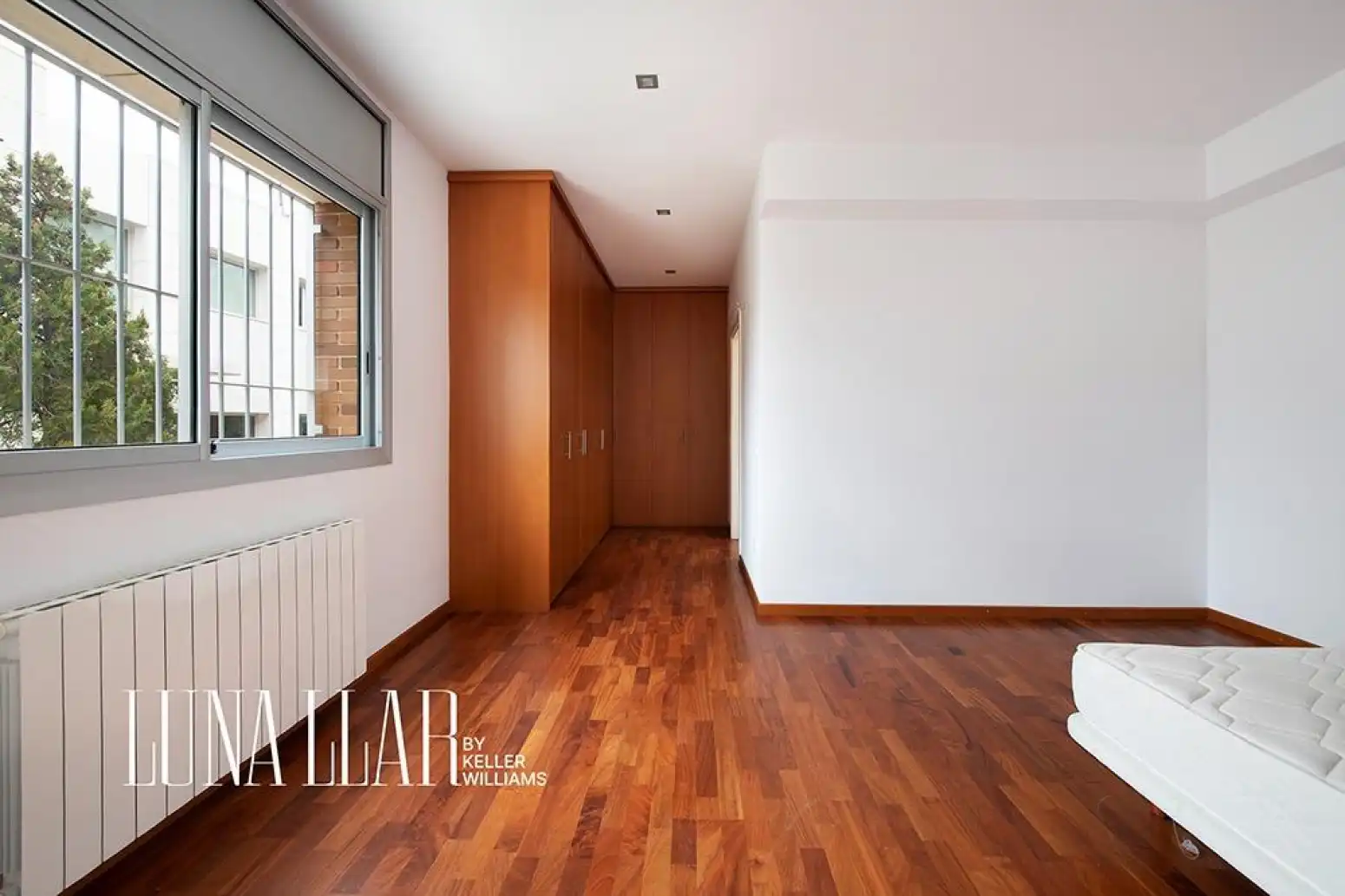 Houses for sale in Castelldefels  with Air Conditioner, Heating and Parquet flooring