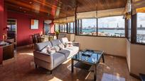 Sala d'estar de Àtic en venda en Las Palmas de Gran Canaria amb Aire condicionat i Terrassa