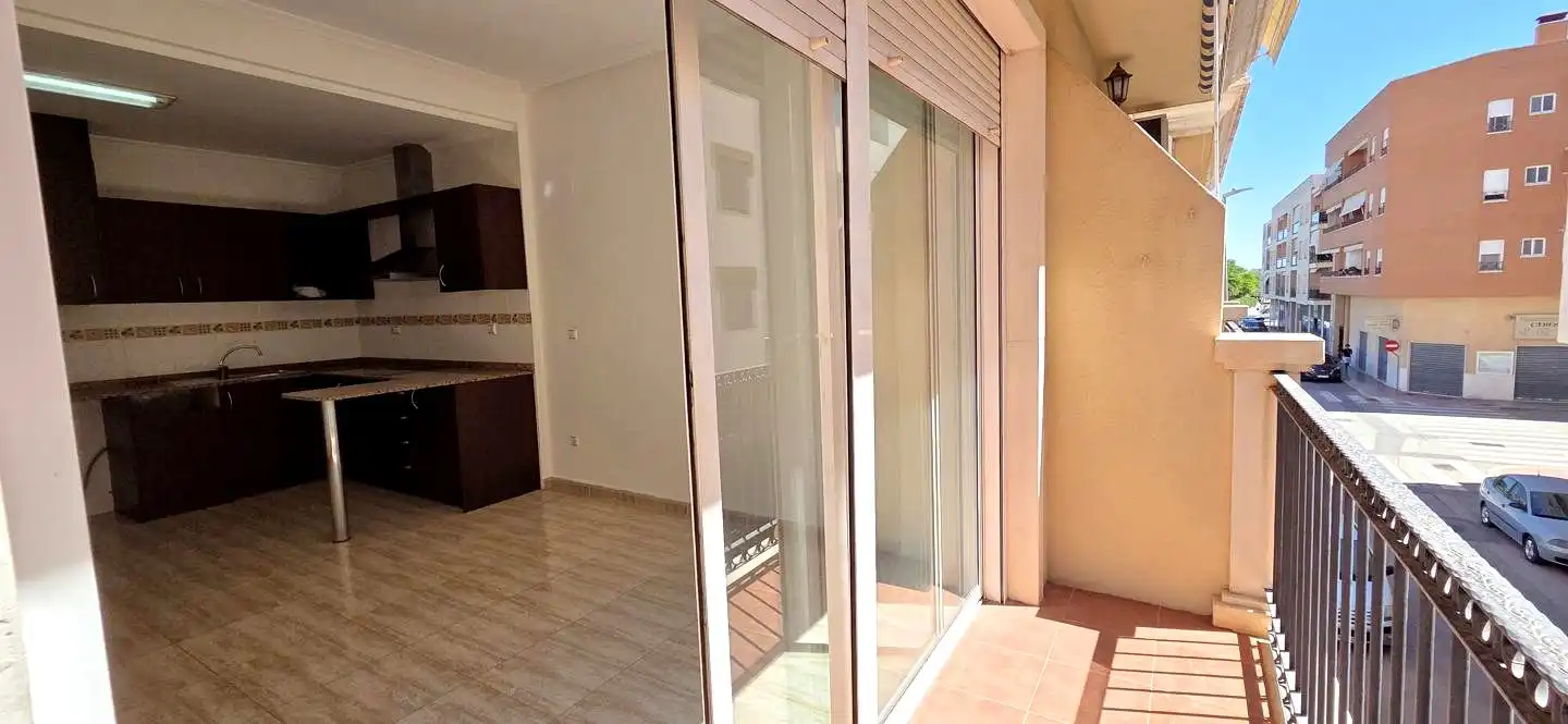 Terraza de Piso en venta en Almoradí con Balcón y Piscina comunitaria
