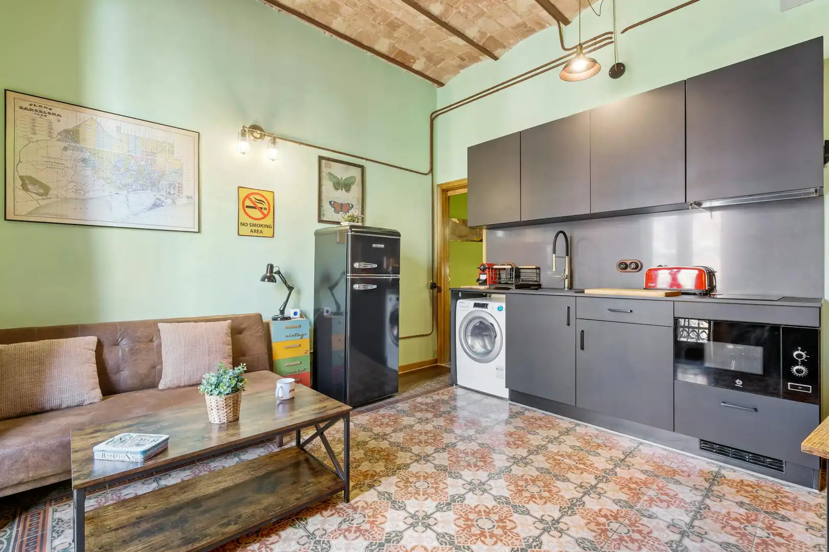 Kitchen of Flat for rent in Barcelona  with Air Conditioner, Heating and Furnished
