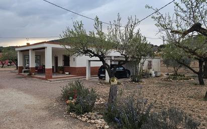 Vista exterior de Casa o xalet en venda en Hondón de las Nieves / El Fondó de les Neus amb Jardí privat, Terrassa i Traster