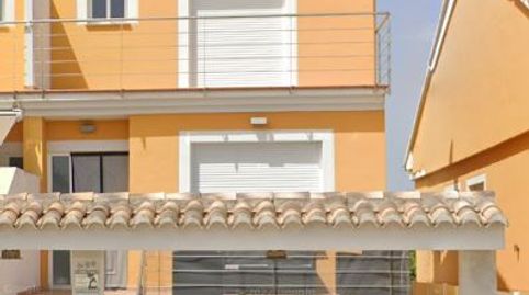 Solvia Inmobiliaria  Chalet adosado Gandia