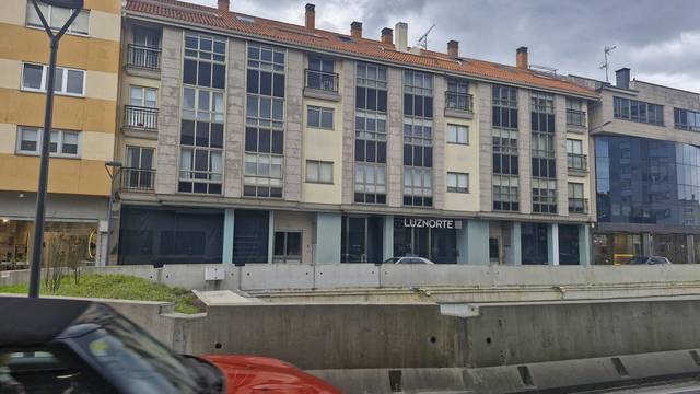 Local comercial en Alquiler en Avenida das Mariñas 308, -1 en Perillo