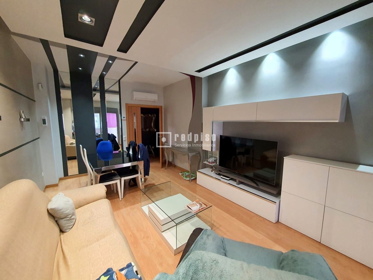 Living room of Flat for sale in Getafe  with Air Conditioner, Heating and Terrace