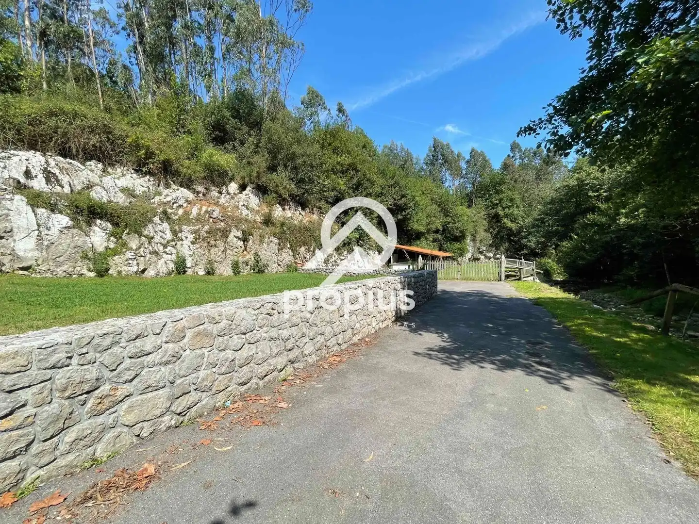 Chalet con terraza en venta en Nueva, imagen 66