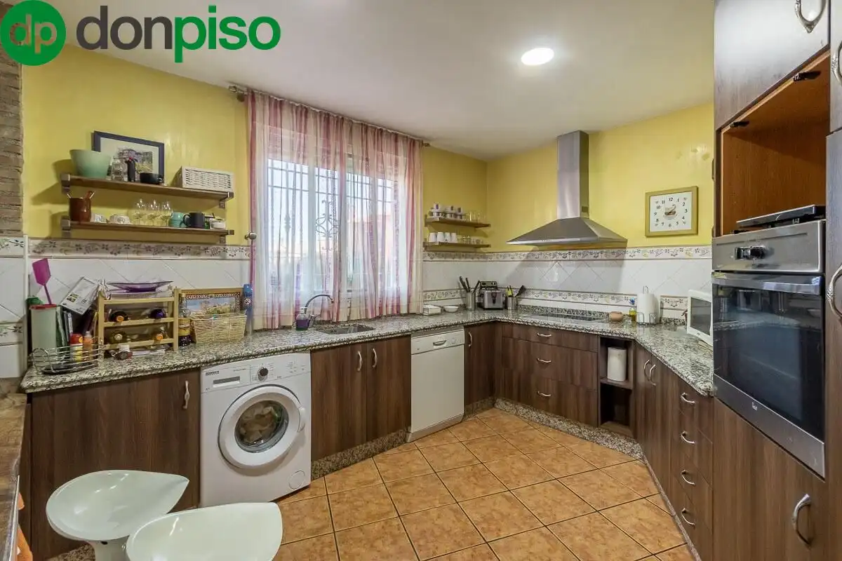 Detached house with pool for sale in Calle del Arache, imagen 27