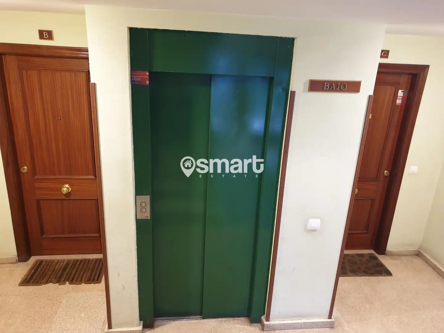 Piso en venta en Gijón  con Trastero