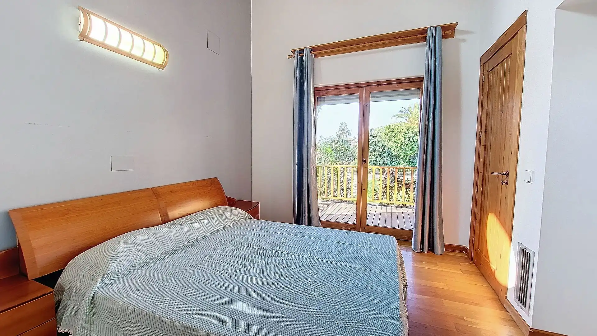Habitación de Casa o chalet en venta en Calafell con Aire acondicionado, Calefacción y Jardín privado