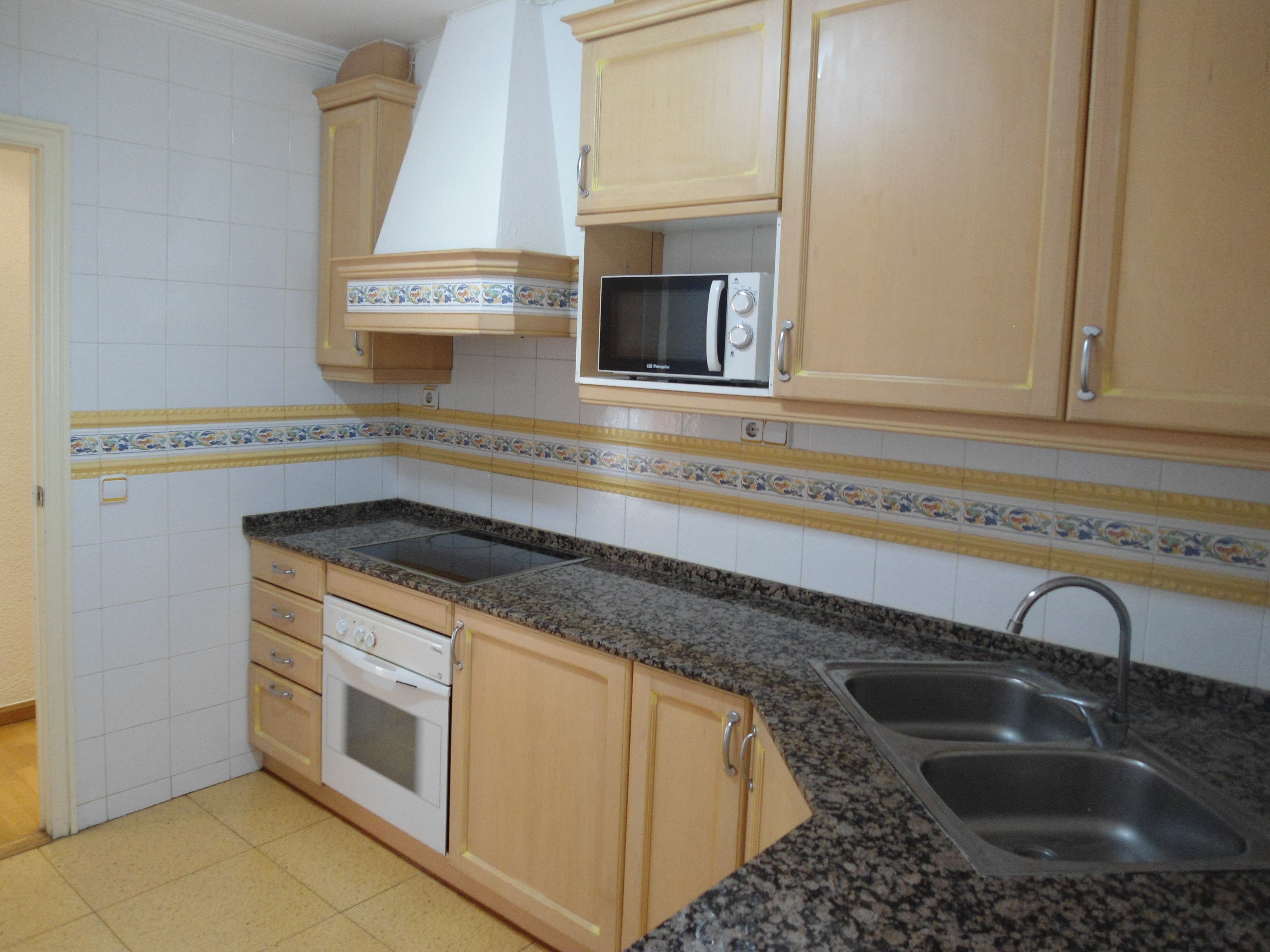 Flat to rent in Carrer Príncep de Viana, Príncep de Viana - Clot -Xalets Humbert Torres