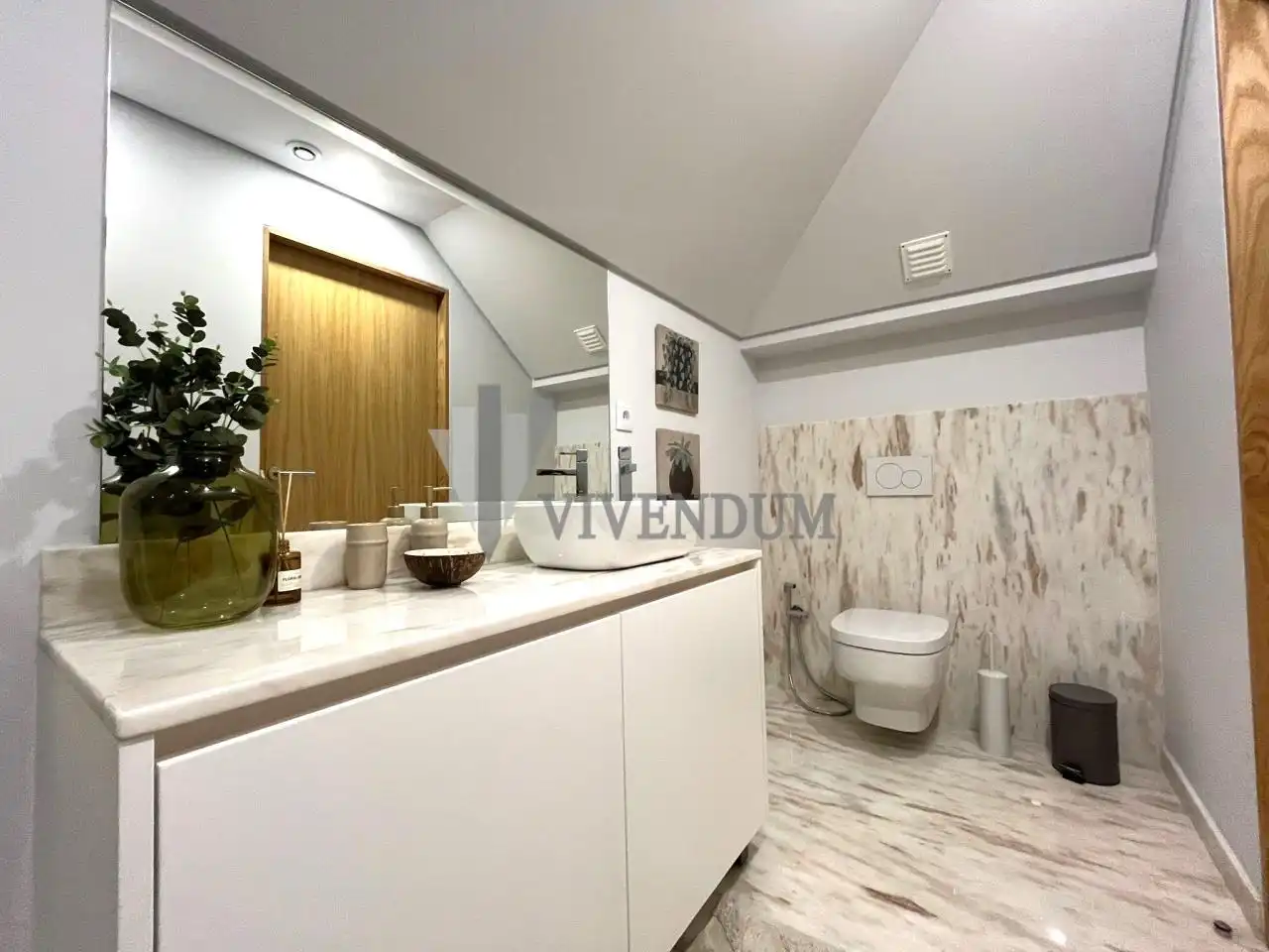 Bathroom of Duplexes for sale in Vigo   with Heating and Terrace