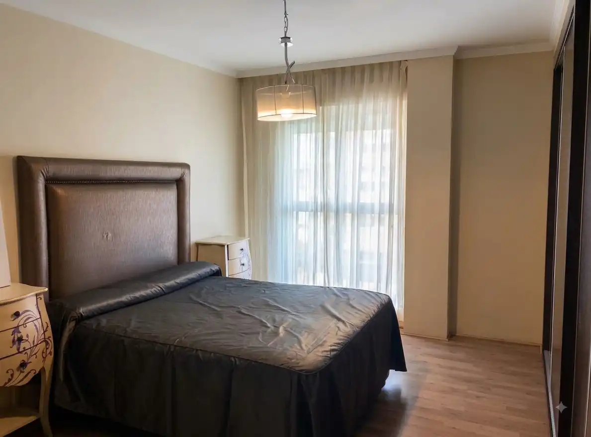 Bedroom of Flat for sale in Marbella