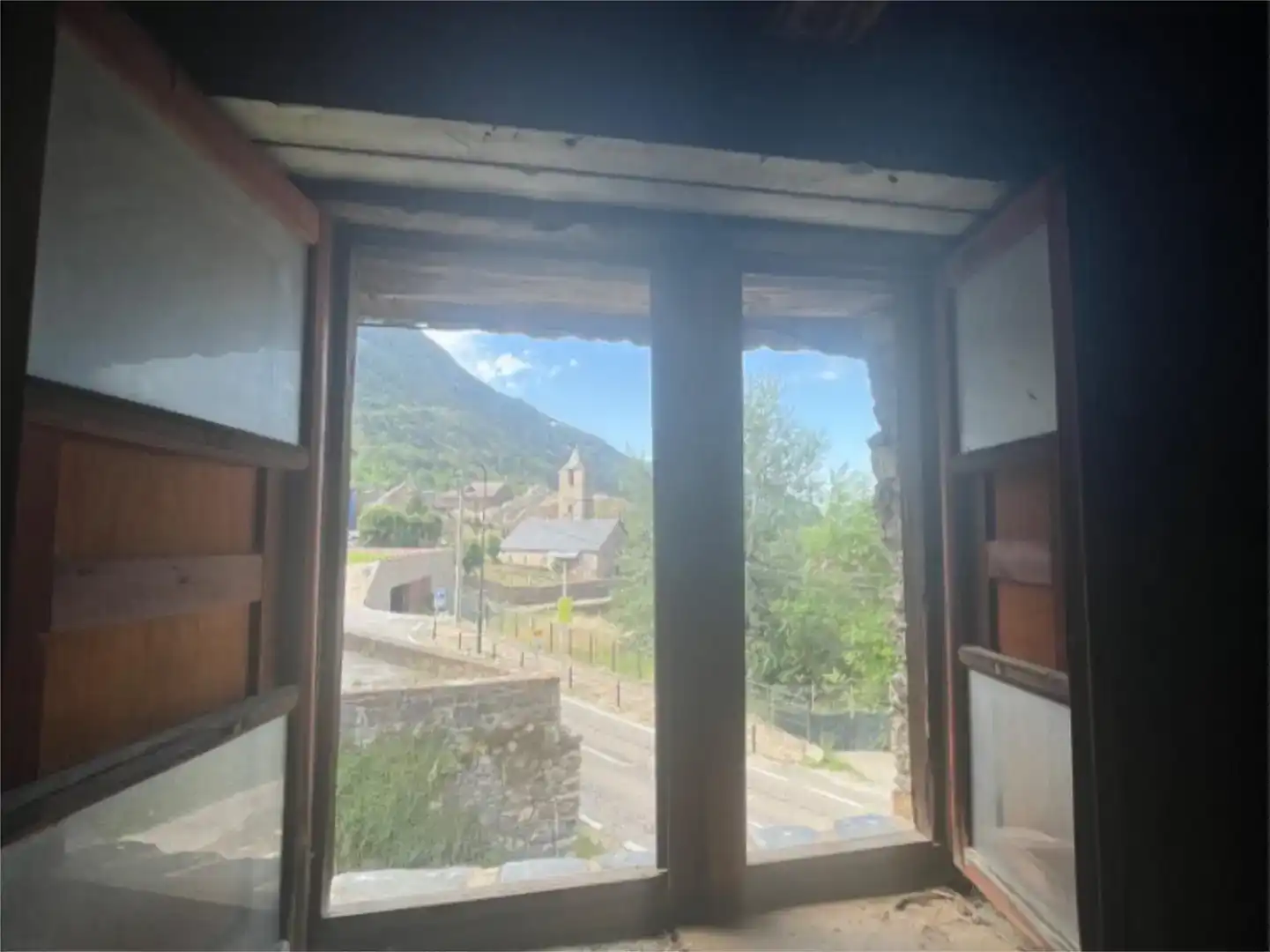 Vista exterior de Piso en venta en La Vall de Boí