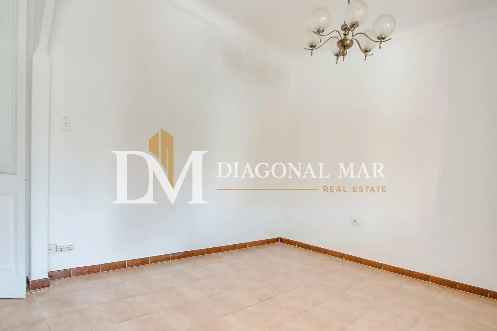 Comedor de Piso en venta en Barcelona con Aire acondicionado y Alarma