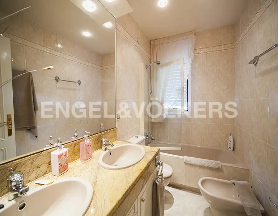 Casa con piscina en venta en Can Girona - Terramar - Vinyet, imagen 12