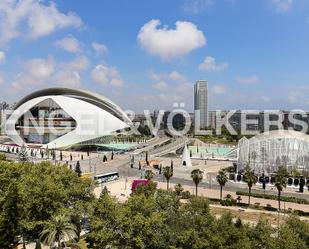 Exterior view of Apartment to rent in  Valencia Capital  with Air Conditioner, Heating and Terrace