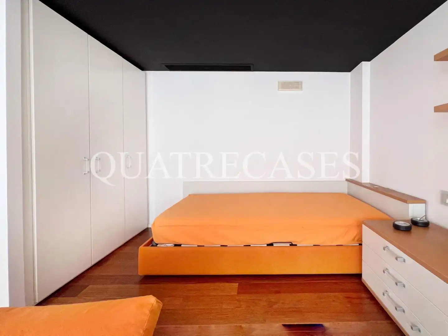 Houses for sale in de Xile, La Maternitat i Sant Ramon